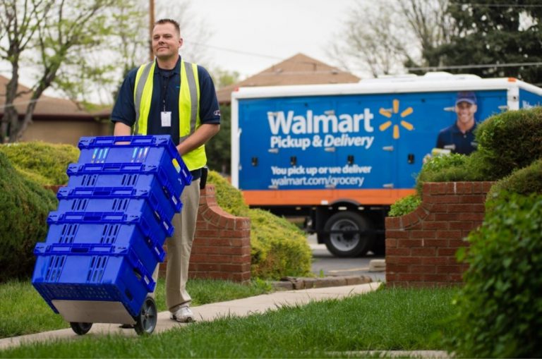 Walmart Vs Amazon Can The Arkansas-based Behemoth Outmaneuver Amazon In The E-commerce Race-featured Image