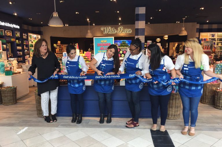 Small business owners open Bath & Body Works store