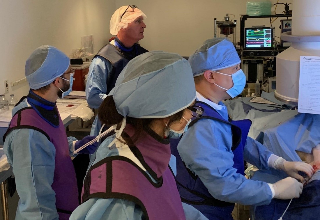 Inari Medical staff in a surgery procedure