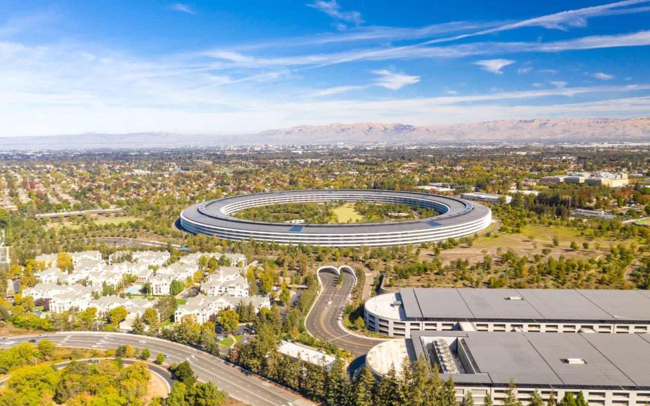 Apple headquarter office in Silicon Valley
