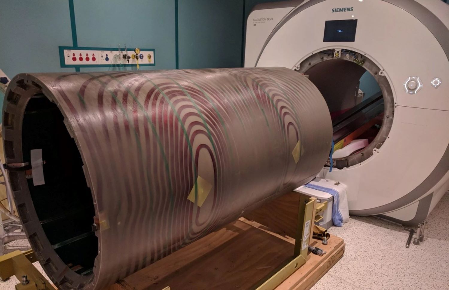 MRI machine coils