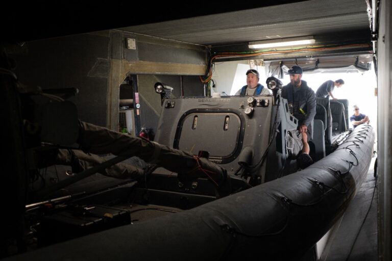 Soldier's repairing task